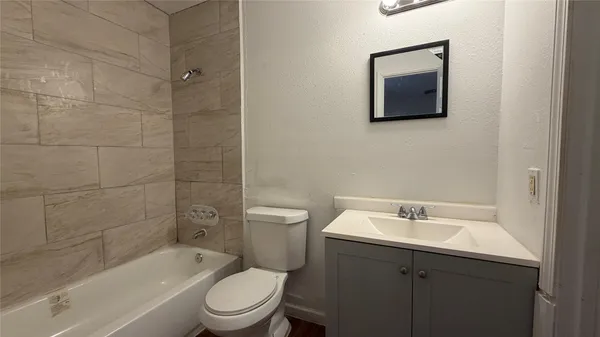$1,600 | 10601 South Drive, Unit 107, Houston, TX 77099