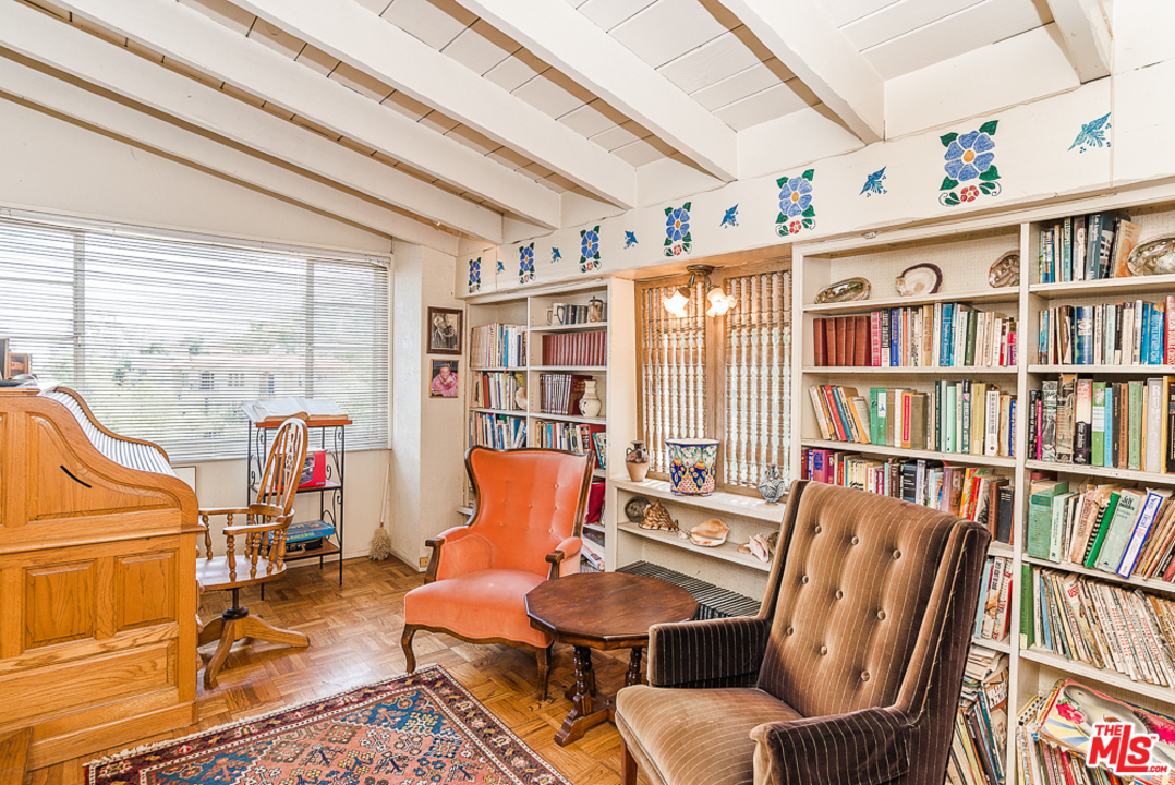 4768 Bryn Mawr Road Los Angeles, CA 90027 - Photo 4 of 12