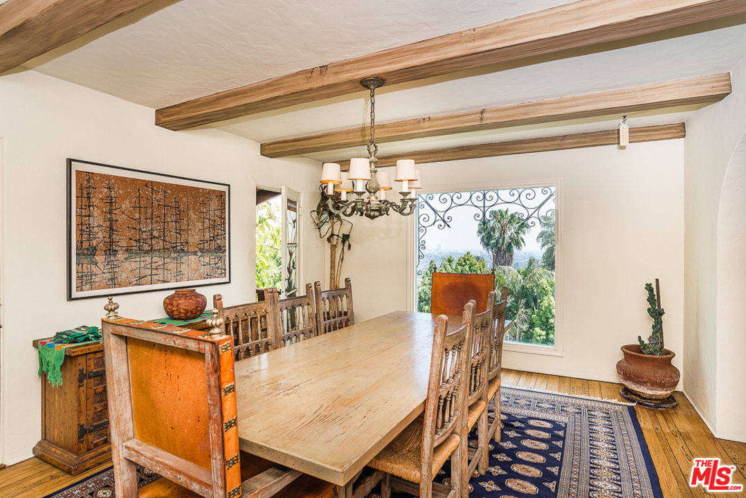 4768 Bryn Mawr Road Los Angeles, CA 90027 - Photo 6 of 12