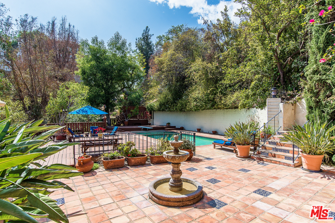 4768 Bryn Mawr Road Los Angeles, CA 90027 - Photo 10 of 12