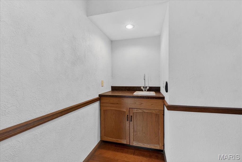 1005 Greentrail Court O'Fallon, IL 62269 - Photo 12 of 45