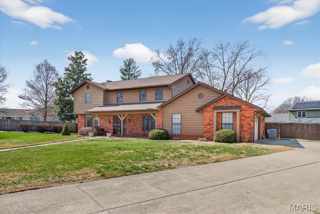 1005 Greentrail Court O'Fallon, IL 62269 - Photo 2 of 45