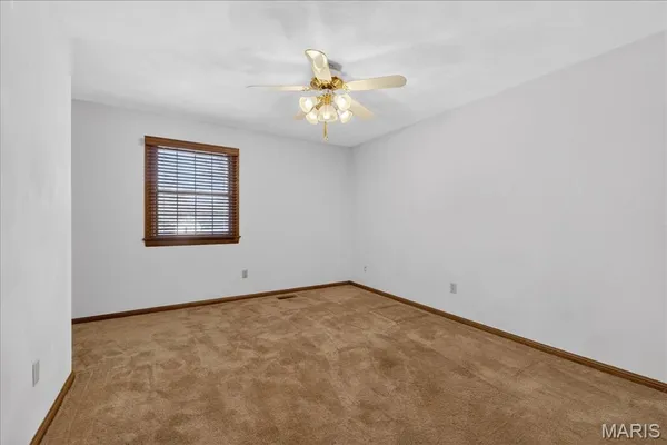 $400,000 | 1005 Greentrail Court, O'Fallon, IL 62269