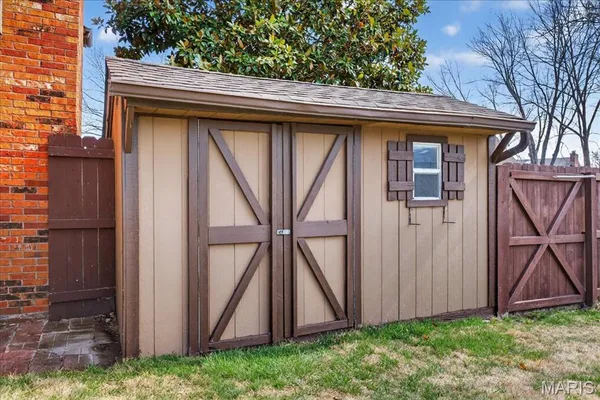 $400,000 | 1005 Greentrail Court, O'Fallon, IL 62269