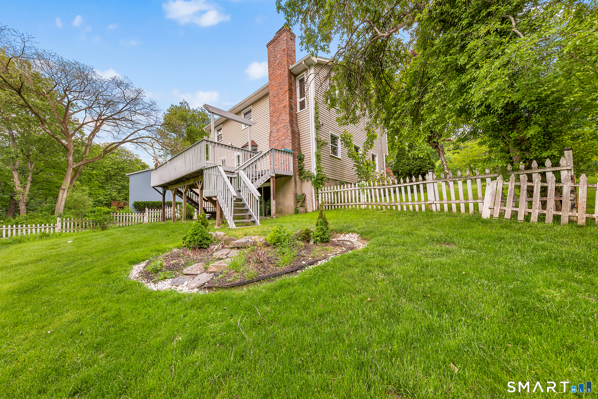 45 East Gate Road Danbury, CT 06811 - Photo 37 of 39