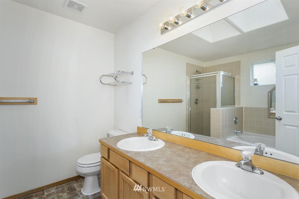 3122 179th Street Southeast Bothell, WA 98012 - Photo 17 of 22 Gallery Image 17