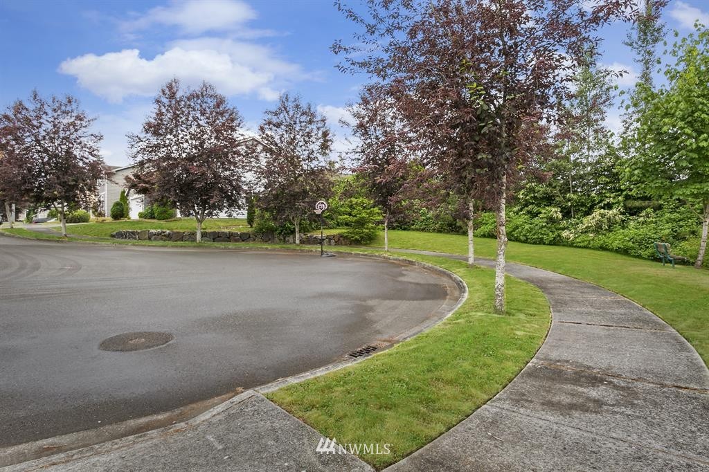 3122 179th Street Southeast Bothell, WA 98012 - Photo 6 of 22 Gallery Image 6