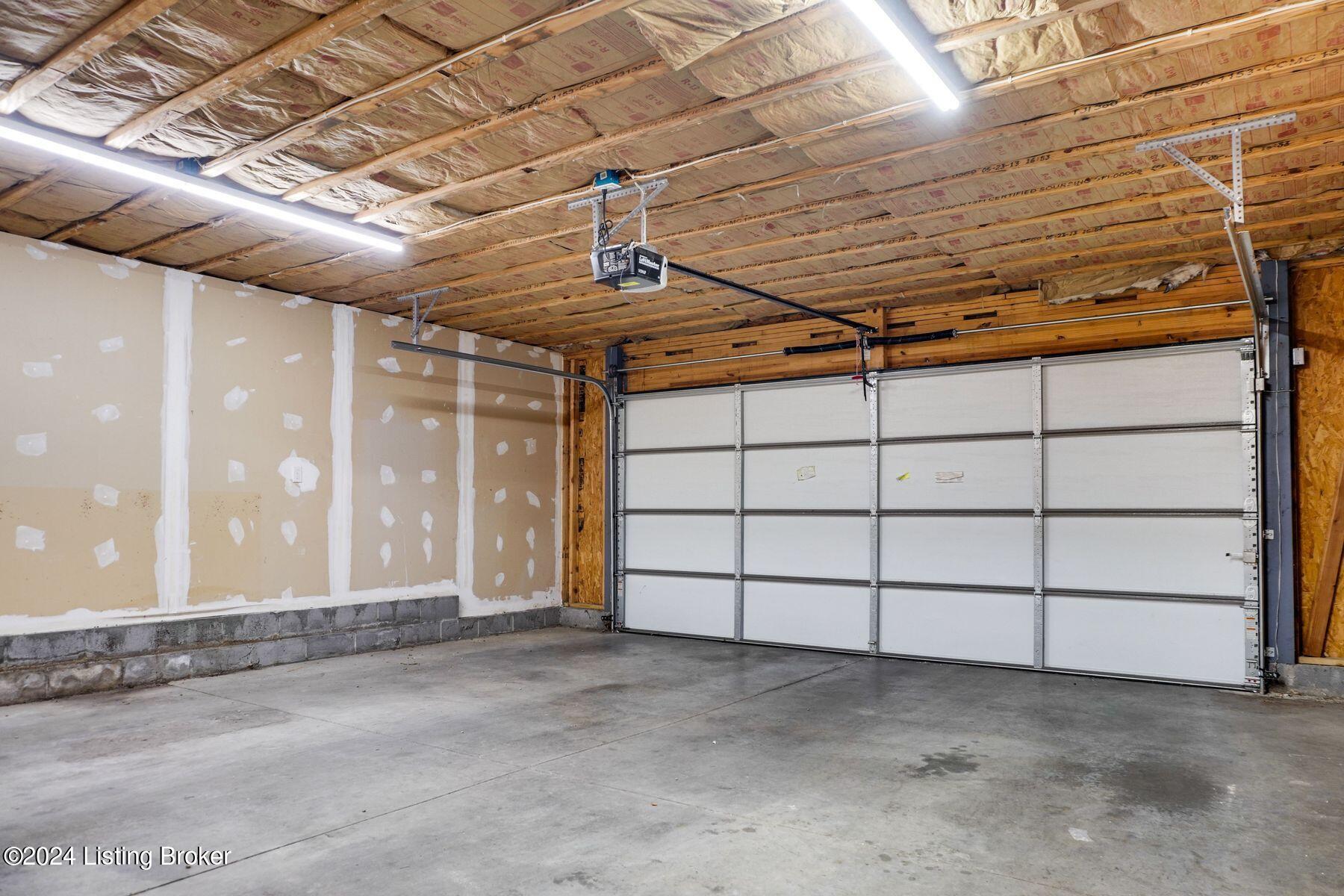 1062 Cherokee Road Louisville, KY 40204 - Photo 44 of 59 photo_online_043