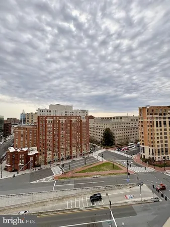 $2,900 | 301 Massachusetts Avenue Northwest, Unit 1002, Washington, DC 20001