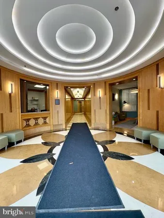 $2,900 | 301 Massachusetts Avenue Northwest, Unit 1002, Washington, DC 20001