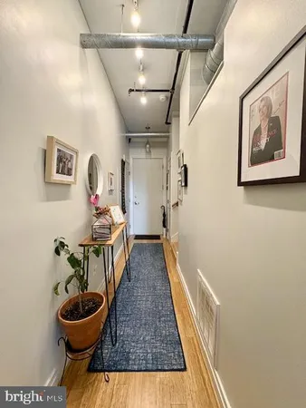 $2,900 | 301 Massachusetts Avenue Northwest, Unit 1002, Washington, DC 20001