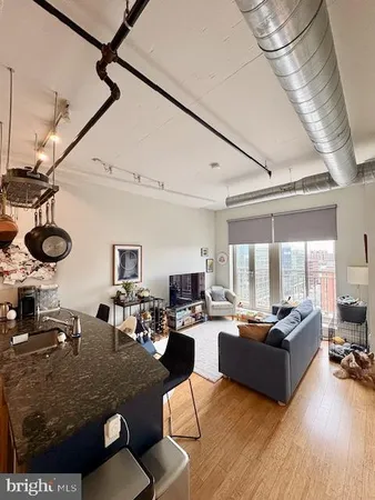 $2,900 | 301 Massachusetts Avenue Northwest, Unit 1002, Washington, DC 20001