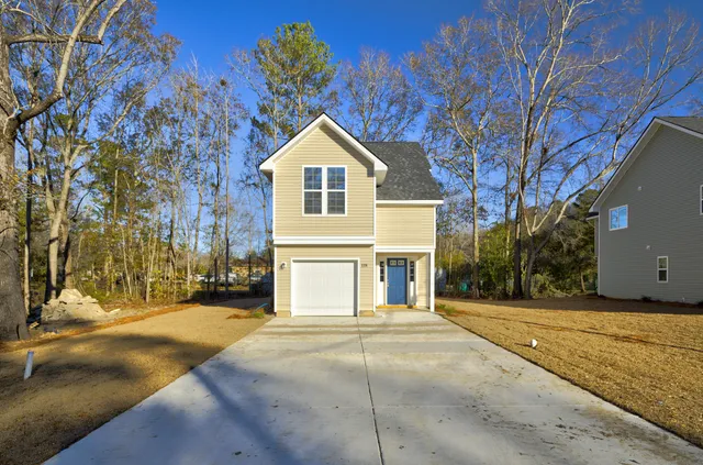 $320,800 | 118 Englewood Road, Goose Creek, SC 29445