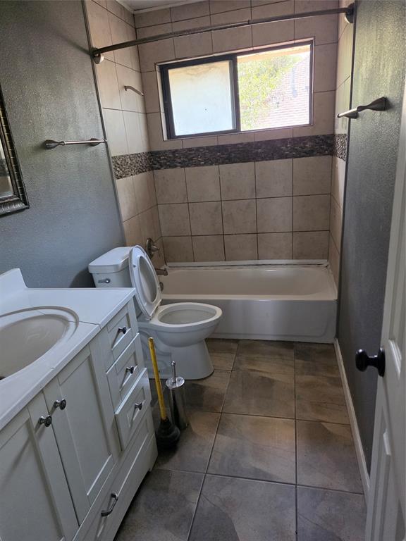 405 Raintree Circle DeSoto, TX 75115 - Photo 24 of 27 Gallery Image 24