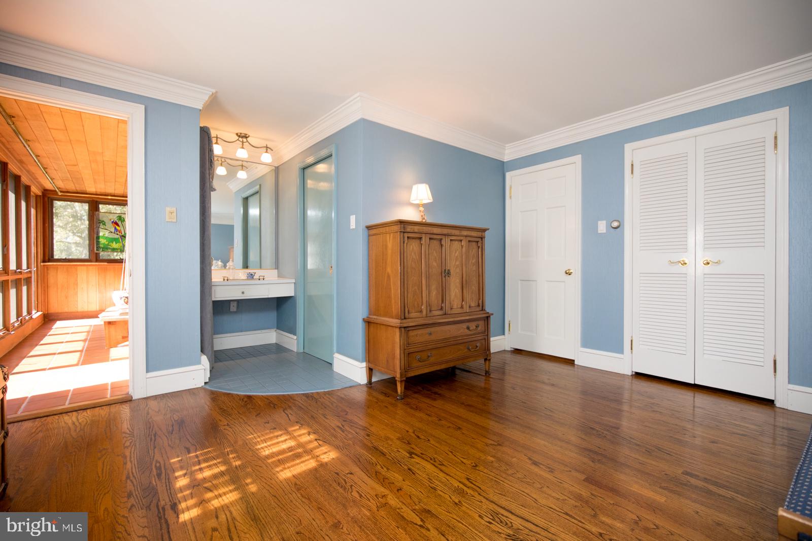 53 Pebble Ridge Road Warrington, PA 18976 - Photo 35 of 48 Vanity w/pocket door to shower, sink & toilet