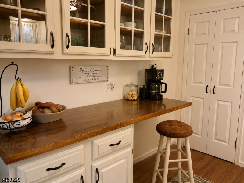 126 Wagon Wheel Road Sparta, NJ 07871 - Photo 11 of 34 Gallery Image 11