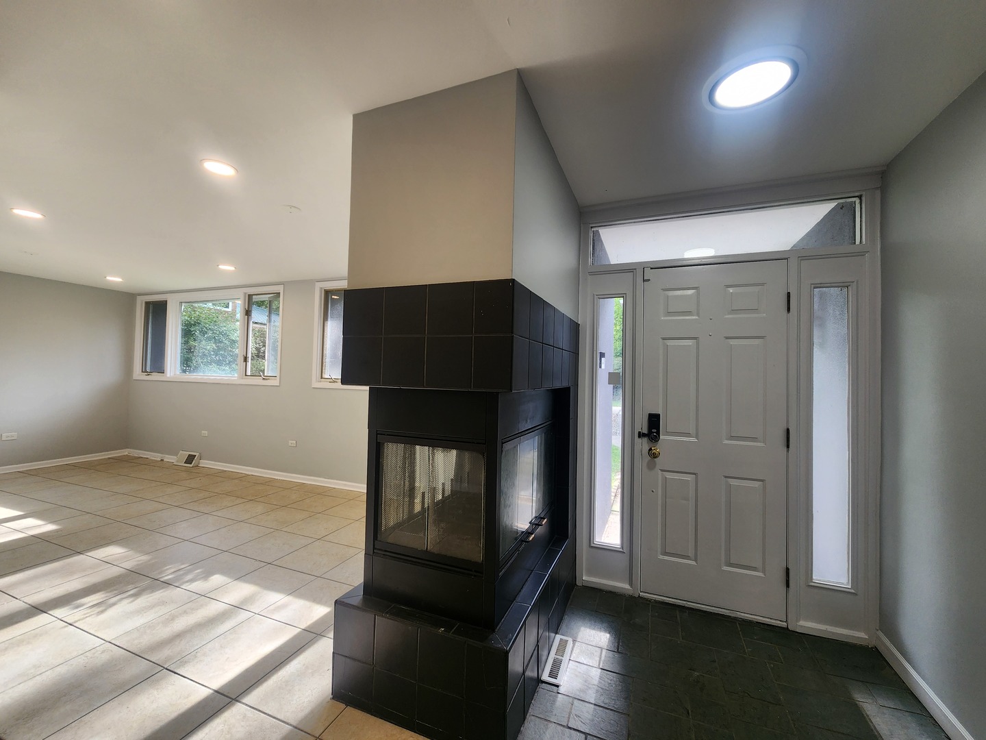 1017 Harms Road Glenview, IL 60025 - Photo 13 of 28 Gallery Image 13