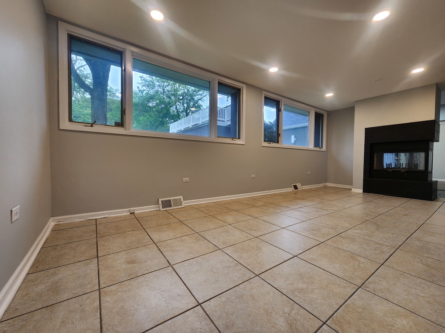 1017 Harms Road Glenview, IL 60025 - Photo 15 of 28 Gallery Image 15