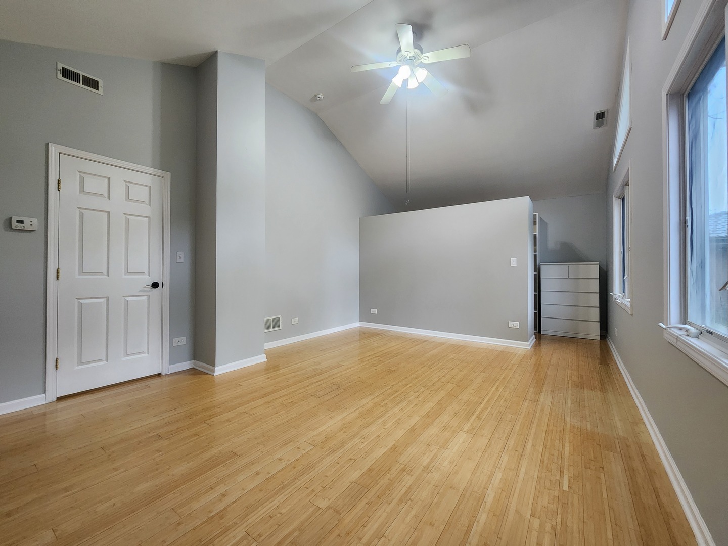 1017 Harms Road Glenview, IL 60025 - Photo 18 of 28 Gallery Image 18