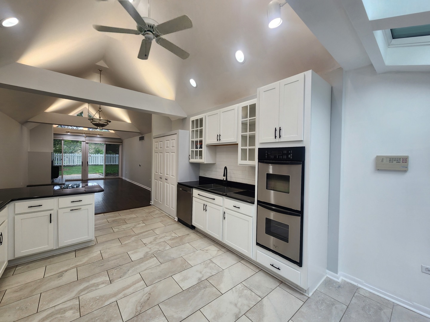 1017 Harms Road Glenview, IL 60025 - Photo 24 of 28 Gallery Image 24