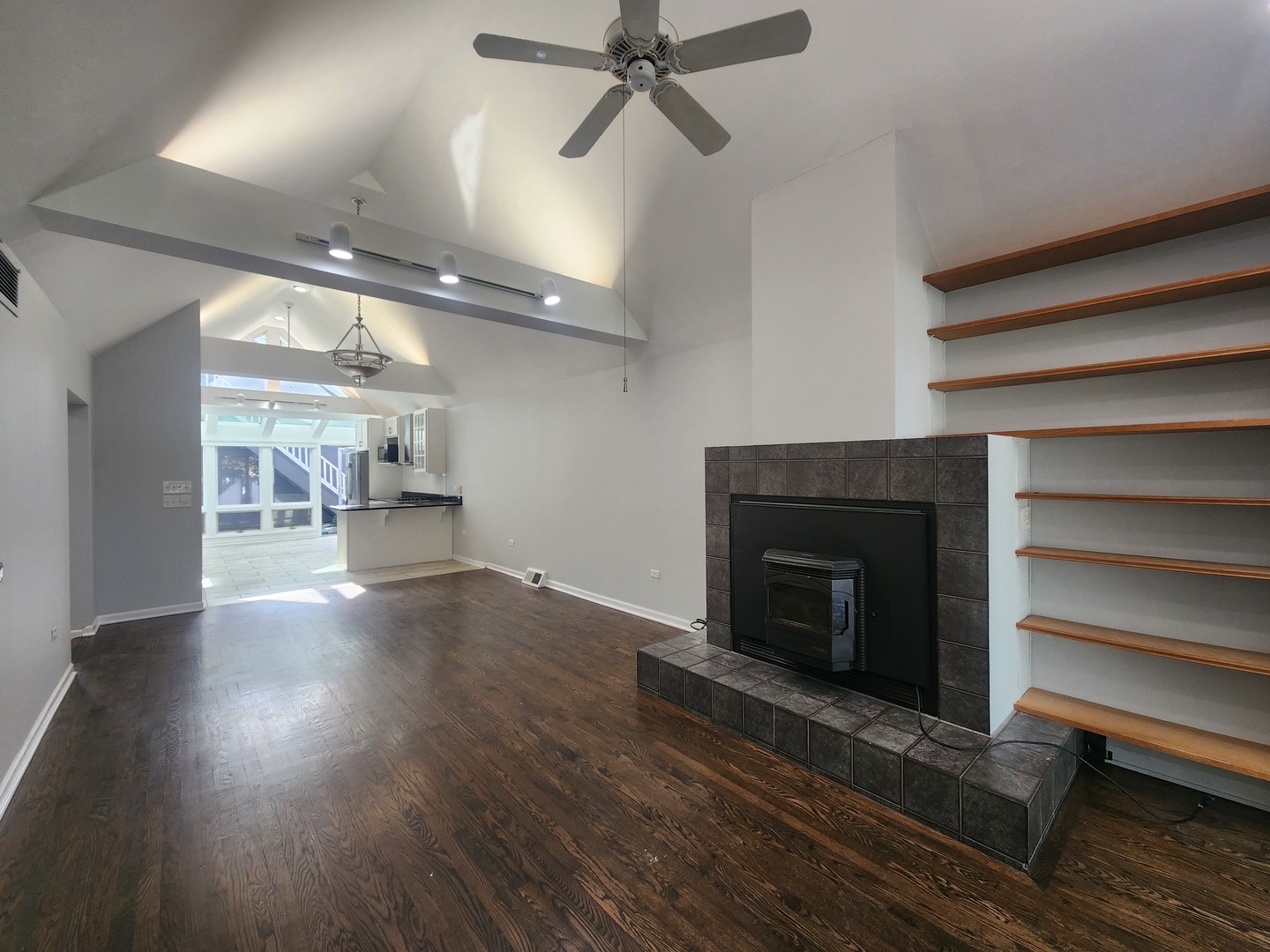 1017 Harms Road Glenview, IL 60025 - Photo 3 of 28 Gallery Image 3