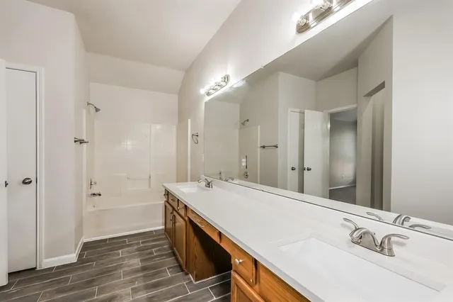 $2,215 | 2926 Cowboy Drive, Dallas, TX 75237