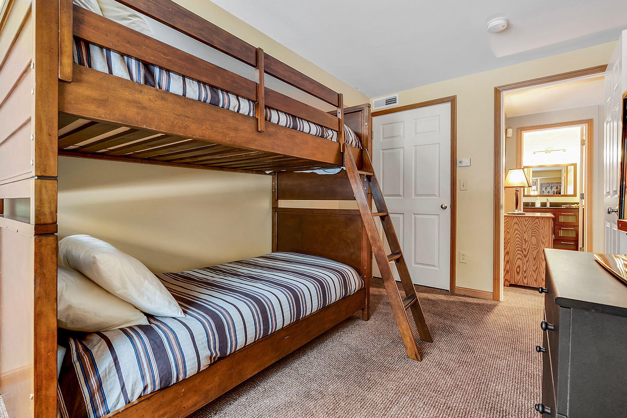 46 Tempest Road, Unit M3 Newry, ME 04261 - Photo 32 of 54 LockeMountainM3-29