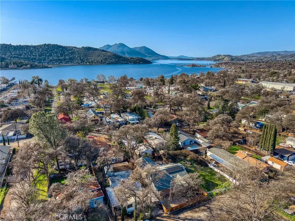 $340,000 | 5704 Huron Avenue, Clearlake, CA 95422