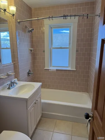 $3,000 | 49 Winter Street, Unit 2, Medford, MA 02155