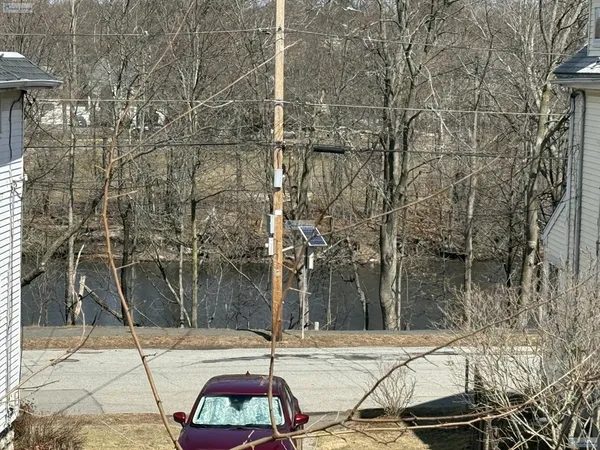 $3,000 | 49 Winter Street, Unit 2, Medford, MA 02155