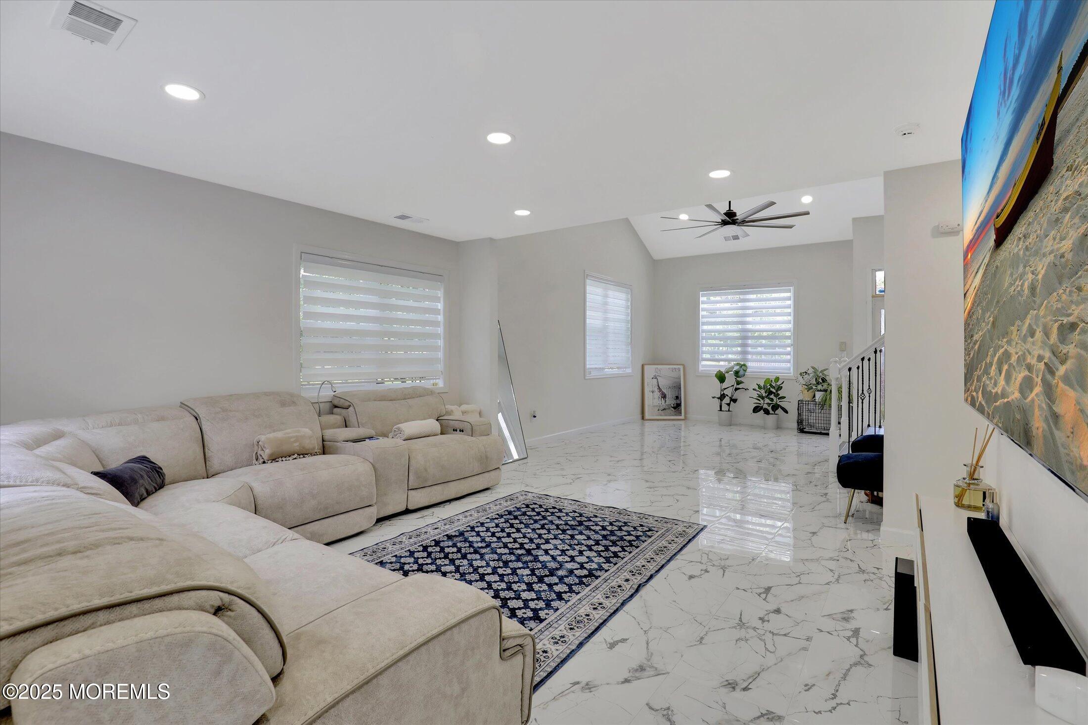 75 Winthrop Road, Unit 75D Monroe Township, NJ 08831 - Photo 12 of 55 12-Family Room