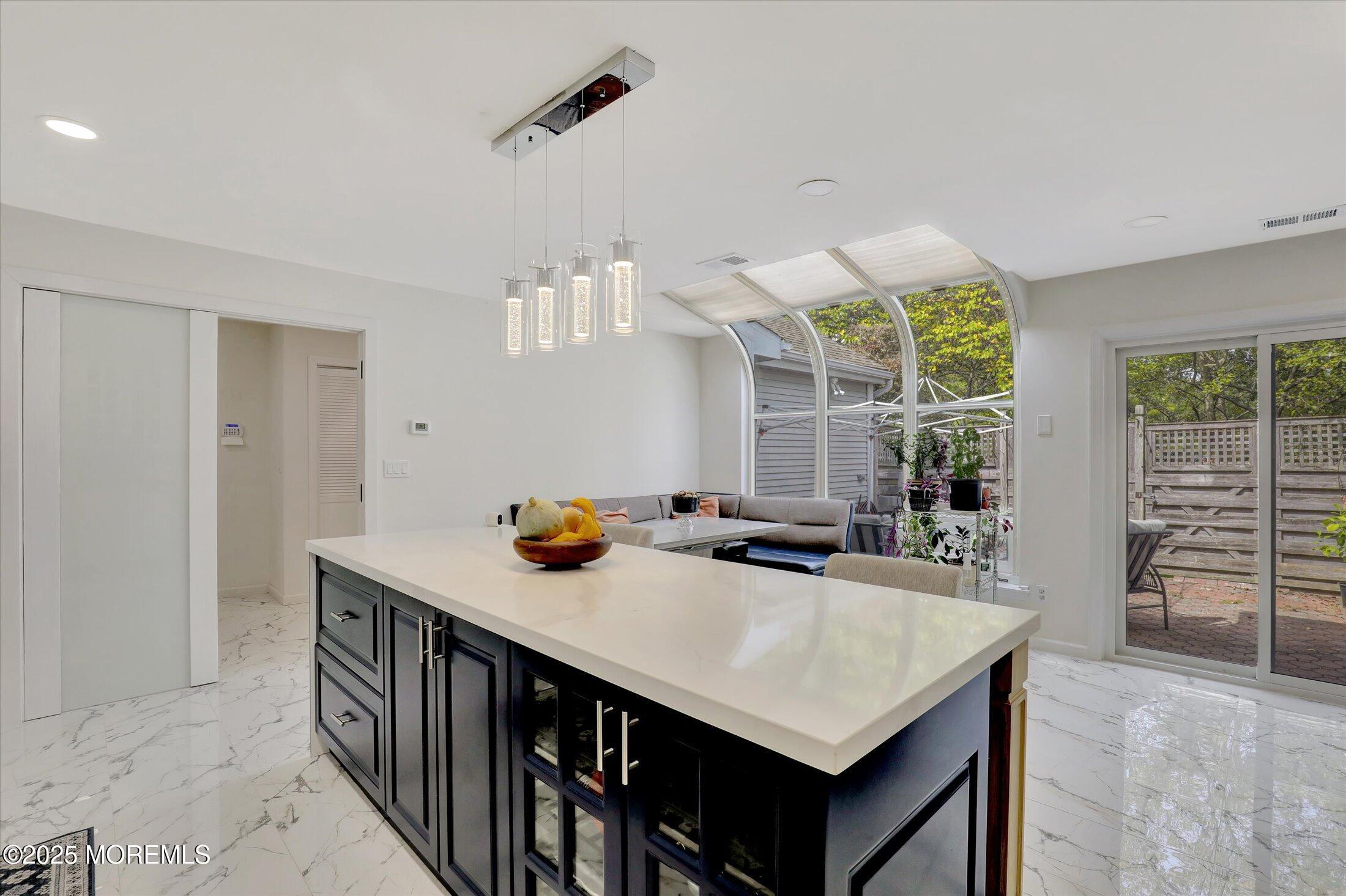 75 Winthrop Road, Unit 75D Monroe Township, NJ 08831 - Photo 17 of 55 17-Kitchen
