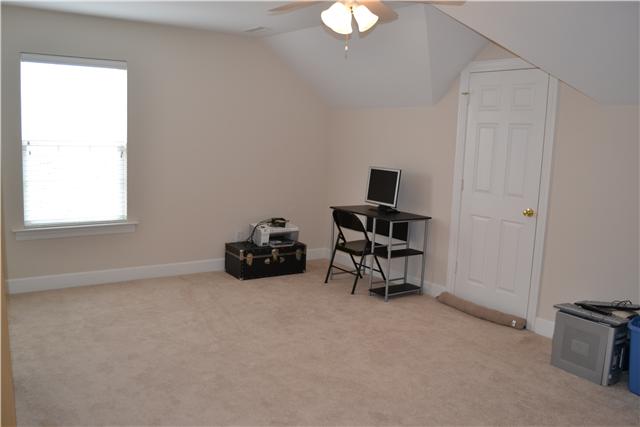 808 Renaissance Avenue Murfreesboro, TN 37129 - Photo 15 of 16 rec. room upstairs