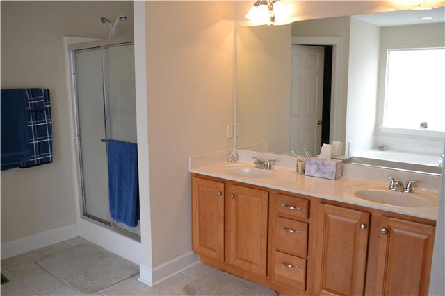 808 Renaissance Avenue Murfreesboro, TN 37129 - Photo 10 of 16 master bath shower & double vanities