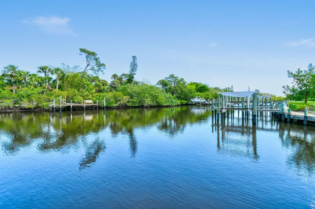 $954,900 | 4707 Southeast Manatee Terrace, Stuart, FL 34997