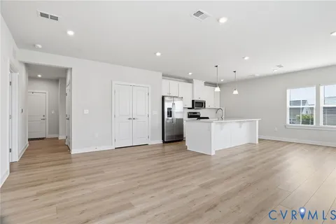 $324,750 | 6655 Citory Way, Unit 203, Moseley, VA 23120