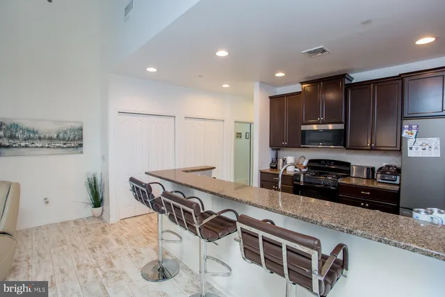 $429,000 | 523 Carson Terrace, Huntingdon Valley, PA 19006