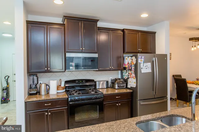 $429,000 | 523 Carson Terrace, Huntingdon Valley, PA 19006