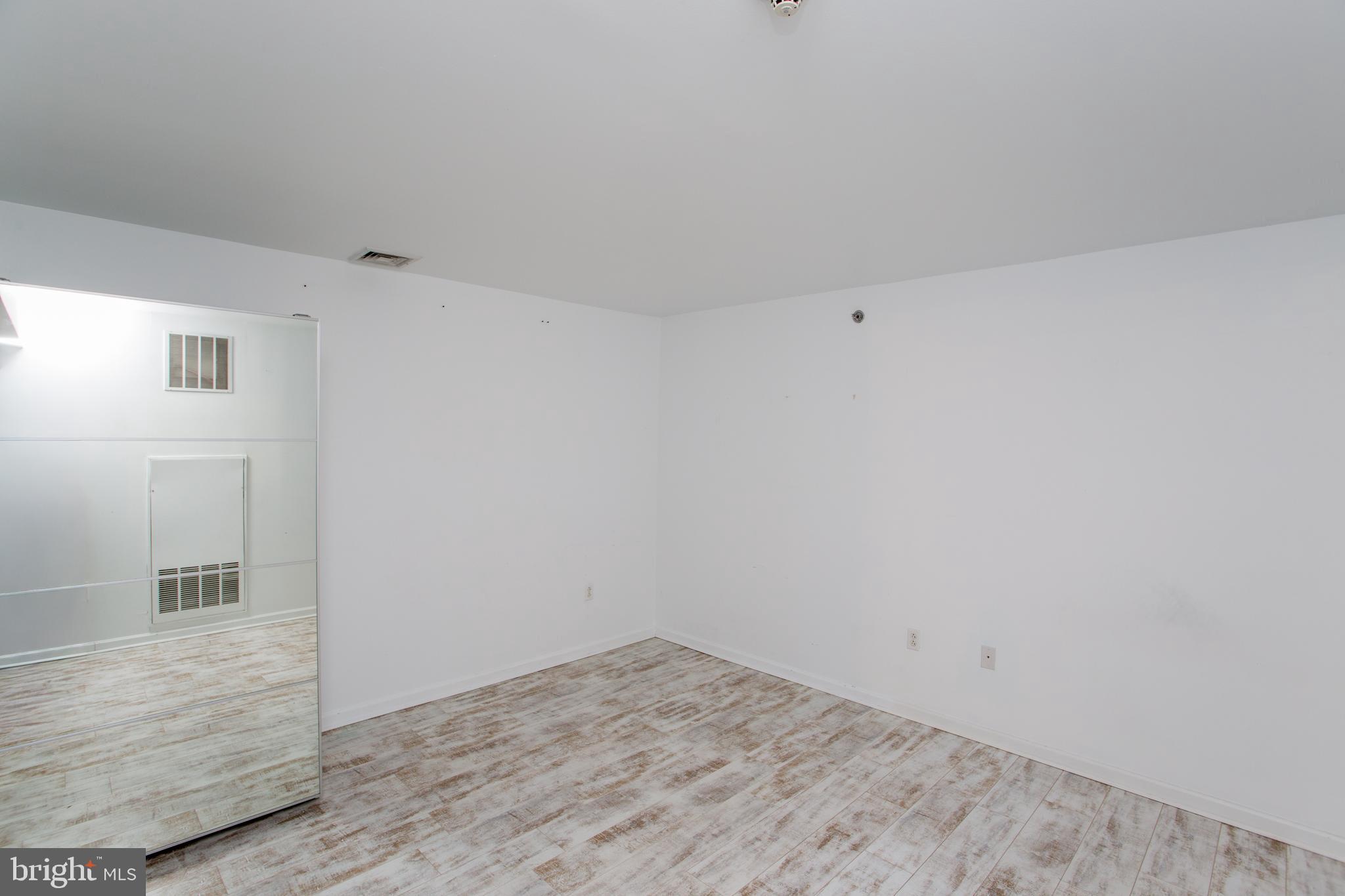 523 Carson Terrace Huntingdon Valley, PA 19006 - Photo 23 of 55 a view of an empty room