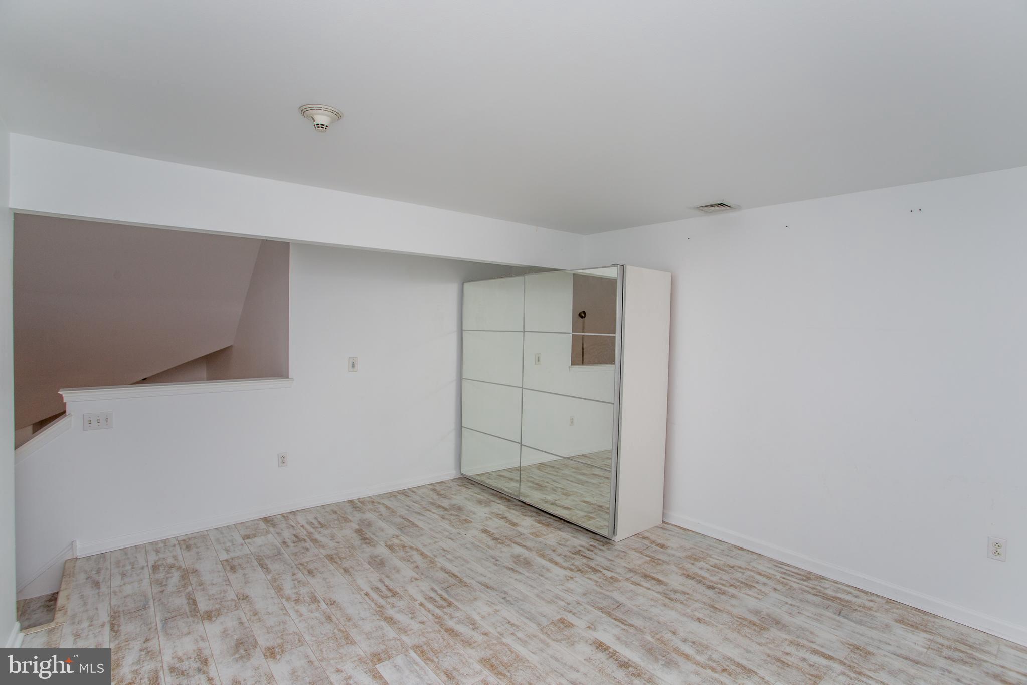 523 Carson Terrace Huntingdon Valley, PA 19006 - Photo 24 of 55 a view of empty room
