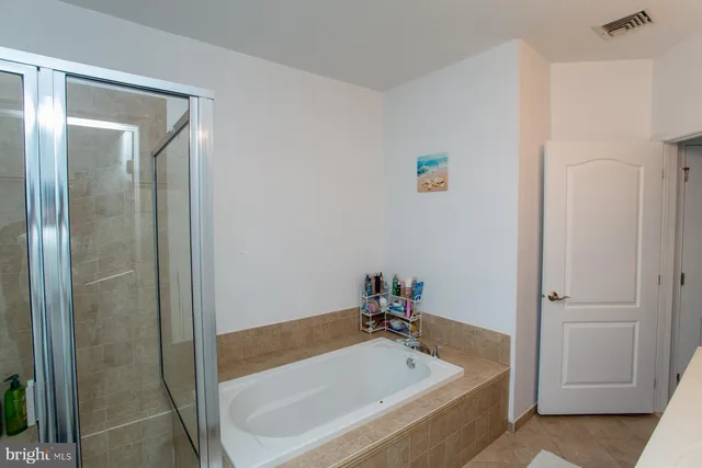 $429,000 | 523 Carson Terrace, Huntingdon Valley, PA 19006