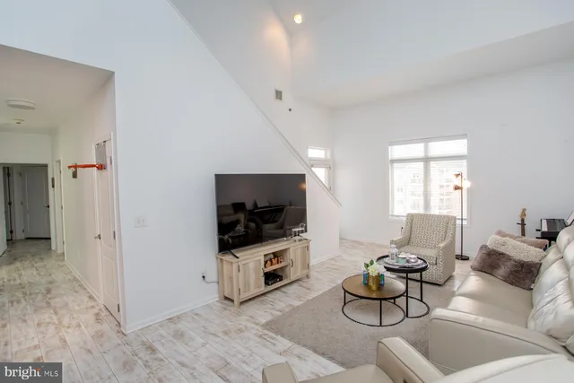 $429,000 | 523 Carson Terrace, Huntingdon Valley, PA 19006