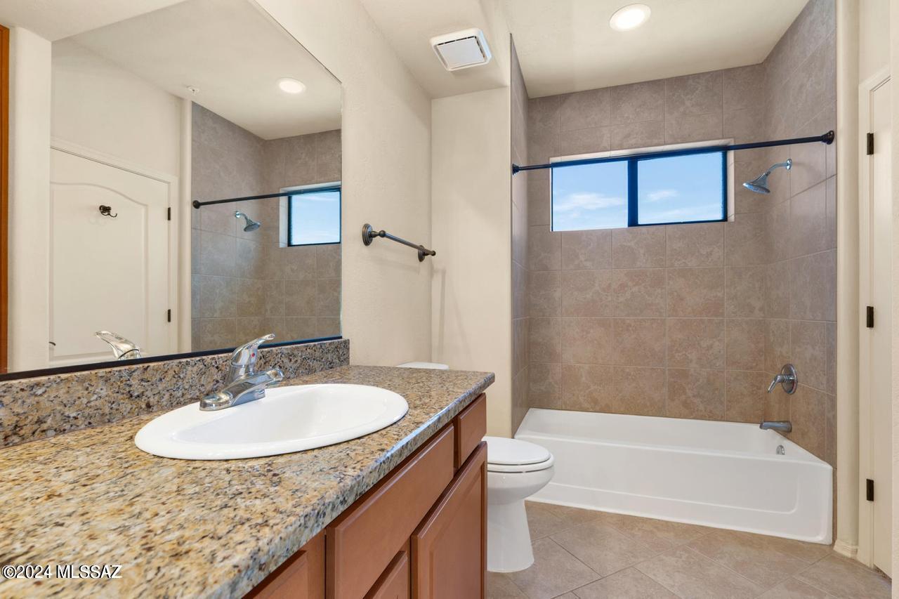 2550 East River Road, Unit 4103 Tucson, AZ 85718 - Photo 11 of 26