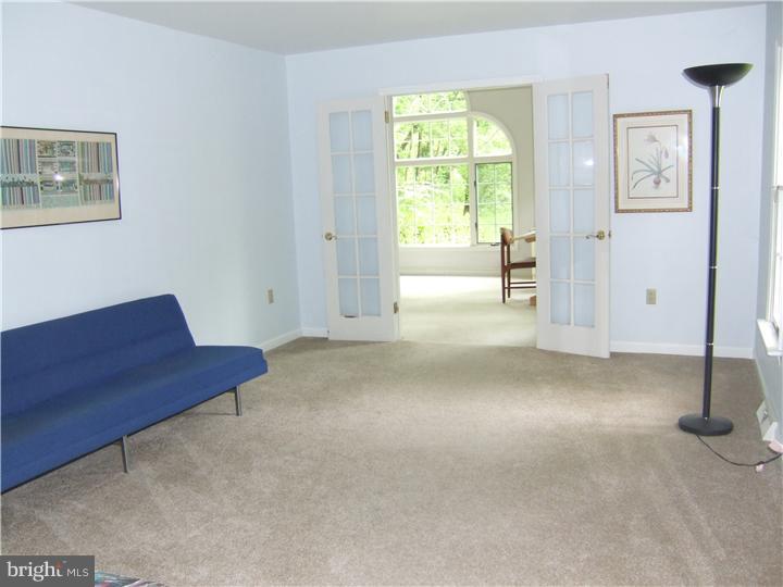 1119 Rapps Dam Road Phoenixville, PA 19460 - Photo 4 of 20 Living Room