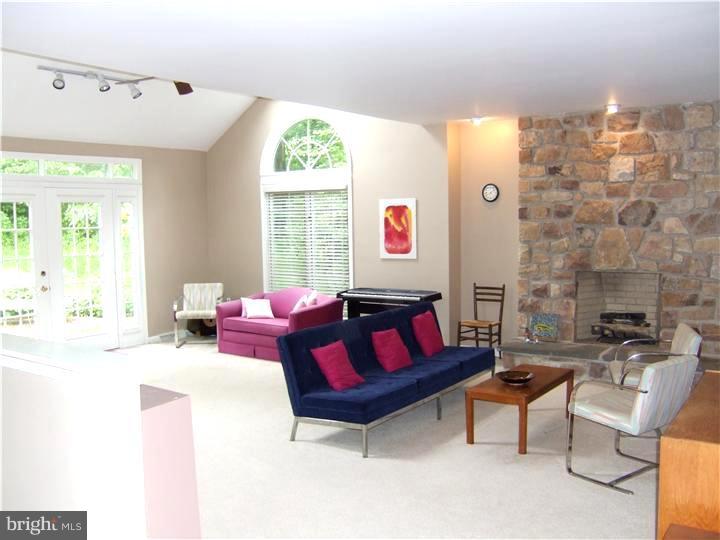 1119 Rapps Dam Road Phoenixville, PA 19460 - Photo 8 of 20 Family Room