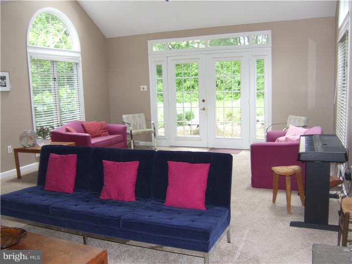 1119 Rapps Dam Road Phoenixville, PA 19460 - Photo 10 of 20 Family Room