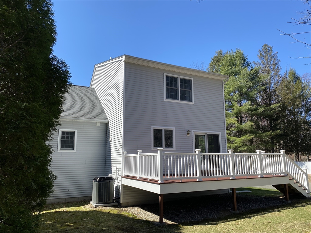 6 Shadowbrook, Unit 6 South Hadley, MA 01075 - Photo 3 of 31