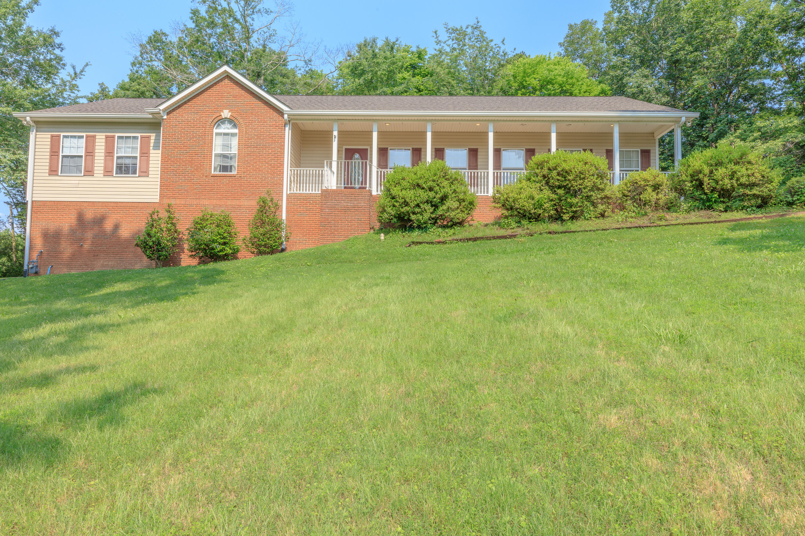 7909 North Dent Road Hixson, TN 37343 - Photo 11 of 54 7909 Dent N HD-5