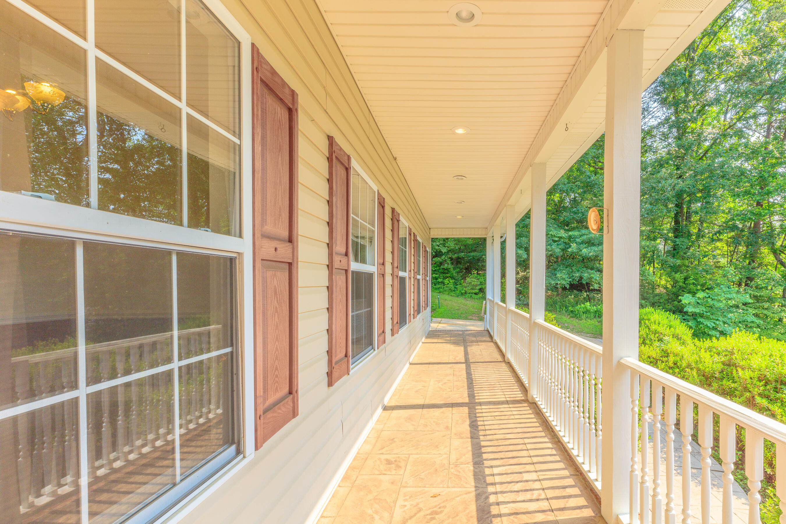 7909 North Dent Road Hixson, TN 37343 - Photo 4 of 54 7909 Dent N HD-19