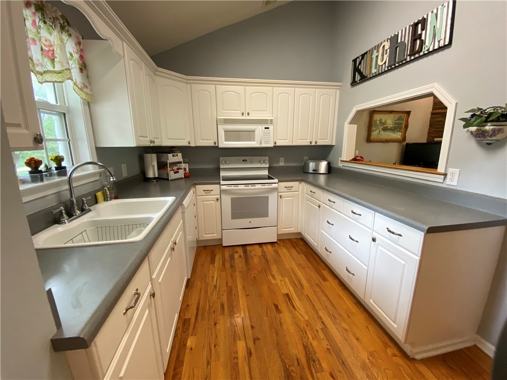 395 Springbrook Road Walhalla, SC 29691 - Photo 17 of 48 Gallery Image 17